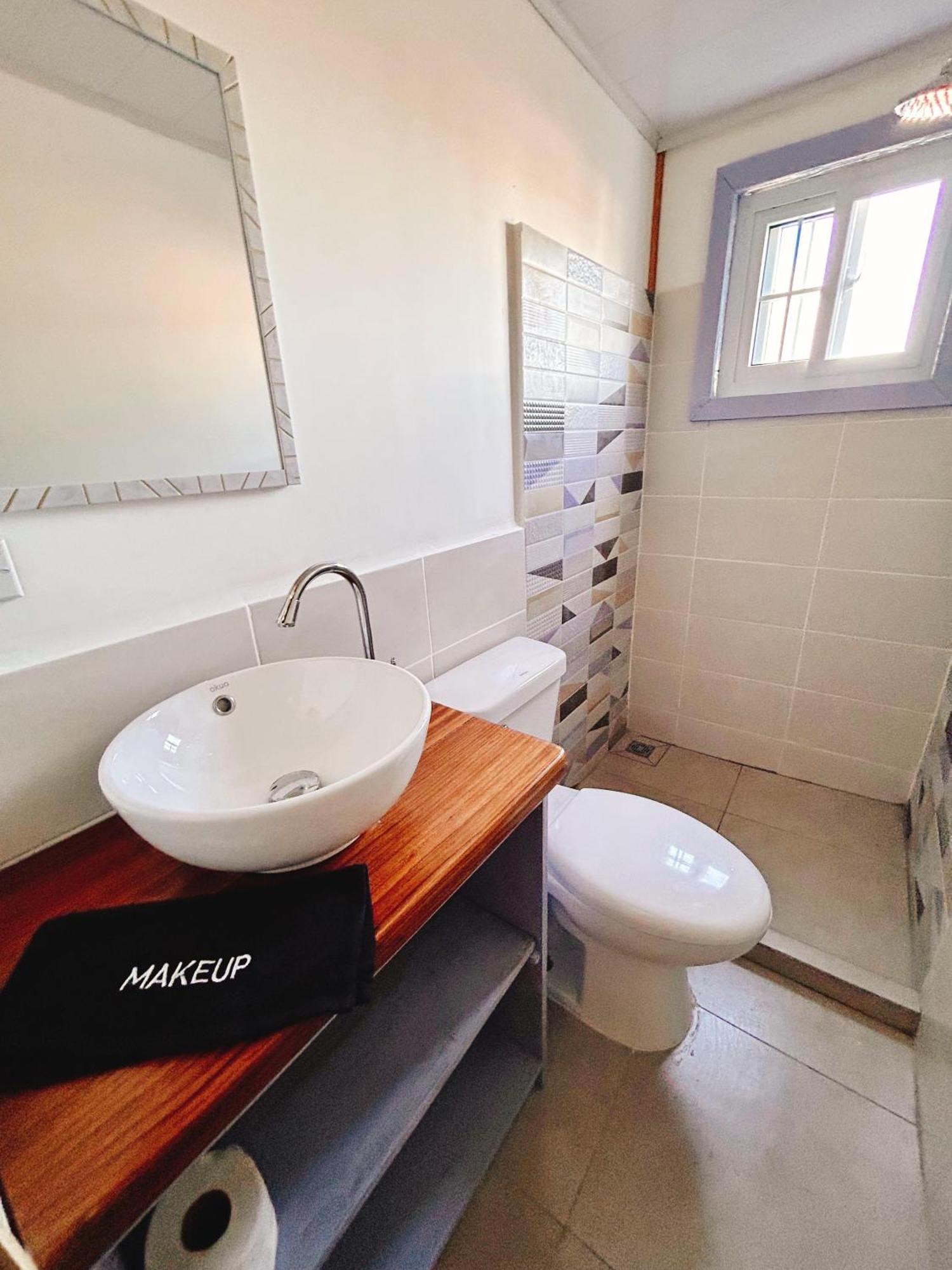 בוקס דל טורו Casa Pelicano מראה חיצוני תמונה