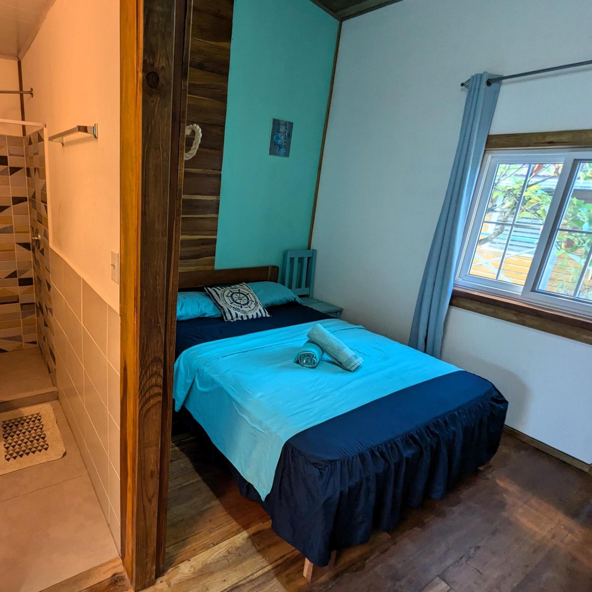 בוקס דל טורו Casa Pelicano מראה חיצוני תמונה